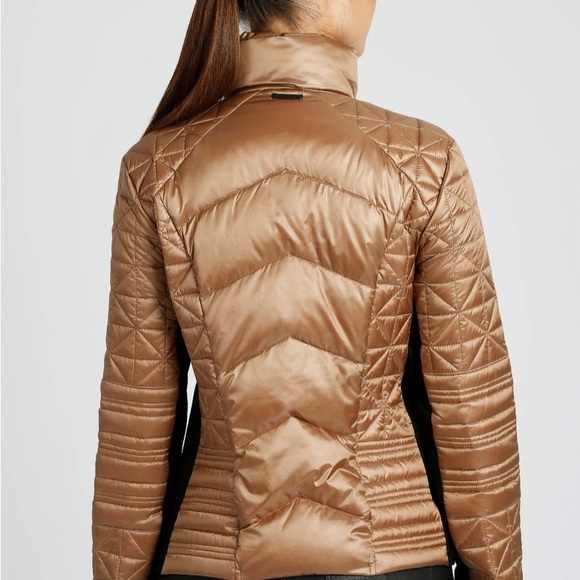 Only 1 left! Blanc Noir Lightweight Puffer - Picture 4 of 8